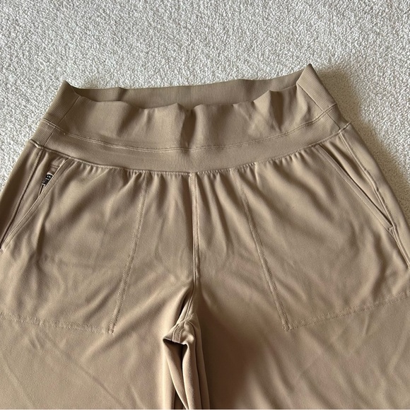 Athleta Venice Wide-Leg  Pants in Taupe Brown - Picture 3 of 7